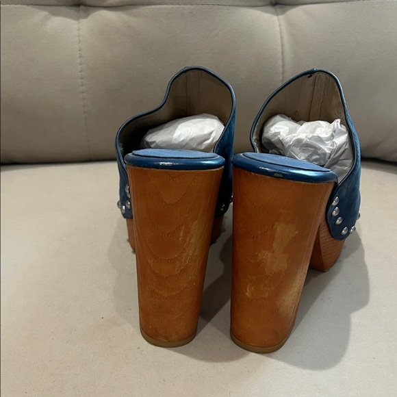 BCBGeneration Navy Leather Mules with Wooden Heel - Picture 5 of 10